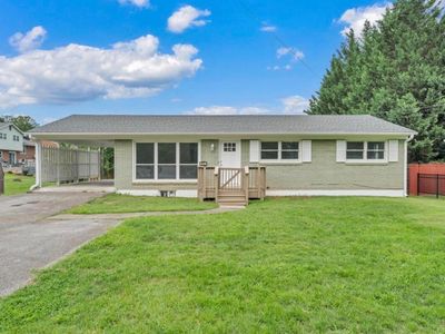 1667 Barnett Rd NW