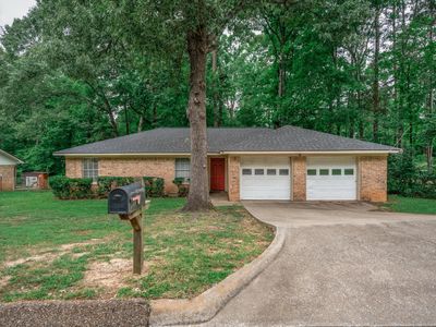 805 Chris Dr