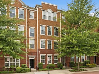 2939 Finsbury Pl #103