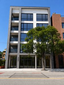 2254 W Chicago Ave #2S