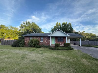 609 Dunmoor Dr