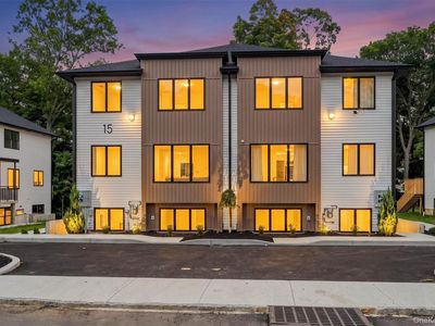 15 Treza Lane #102