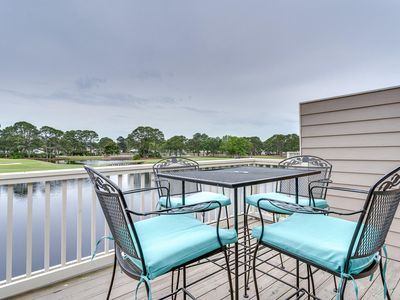 915 Harbour Pointe Ln UNIT 915