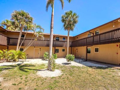 5117 Sea Bell Rd Unit B101