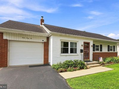 1242 Marie Ave