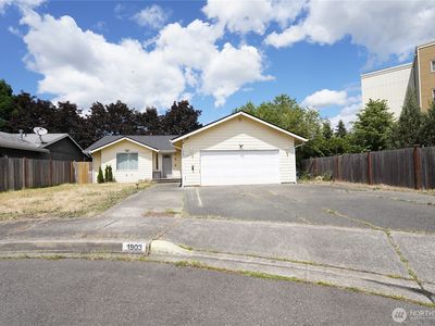 1903 O Court SE