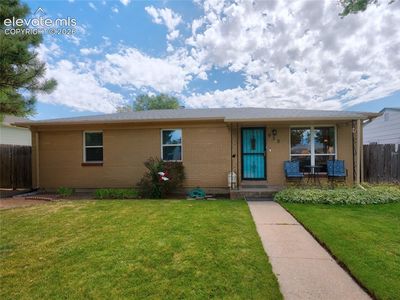 925 Tia Juana St
