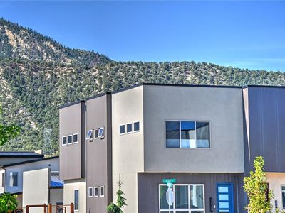 1139 Agate Lane