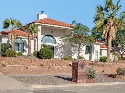 1386 Loma Verde Dr