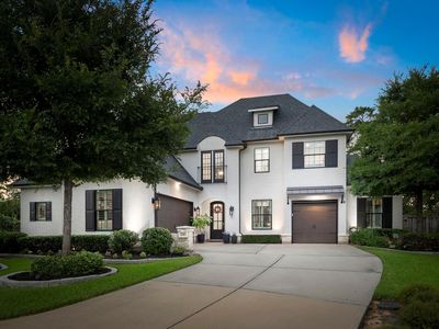 138 Amber Jade Ct