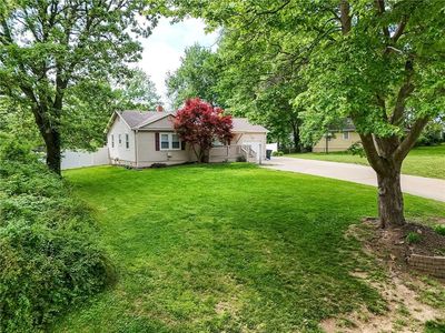 8 Belmont Rd