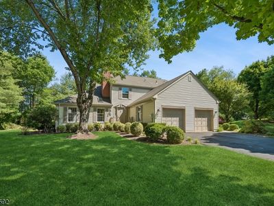 8 Gelsey Ln