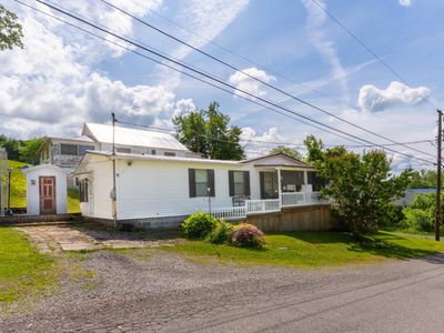 Property at 104 Orchard St, Ansted, WV