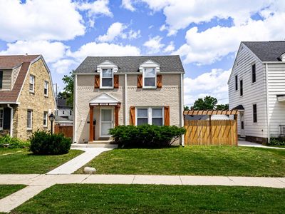 2350 S 56th STREET