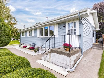 308 E Willow