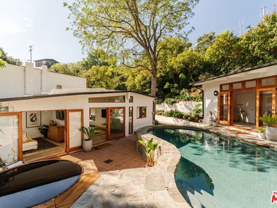 2145 Sunset Crest Dr