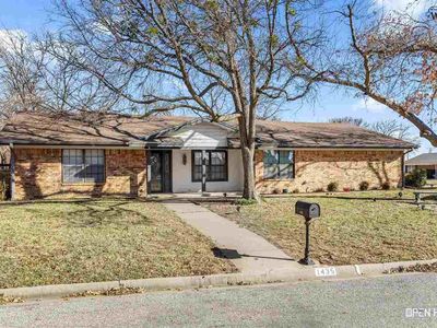 1435 Cardinal Ln