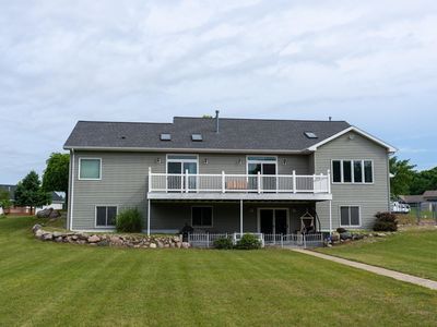 1081 Bundy Dr