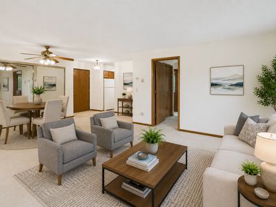 1000 41st Ave NE APT 211