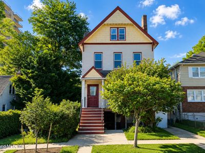 50 Clifton Ave