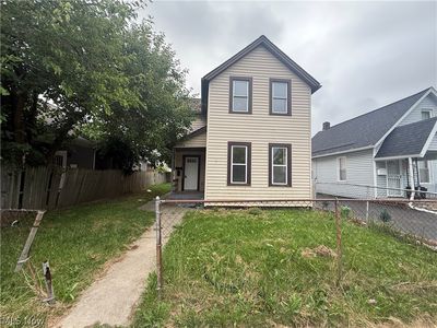 7619 Lawn Ave