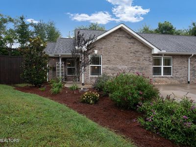 120 Dockery Dr