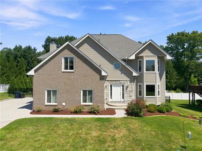 104 Carmella Dr