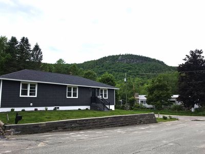 11 Charron Avenue