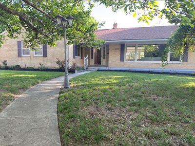 900 Highland Ave
