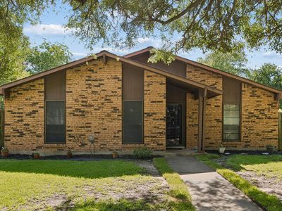 2617 Emberwood Dr