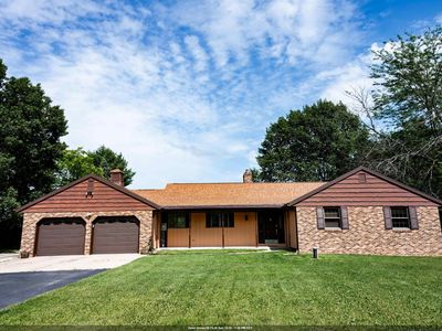 N5640 Fairway Dr