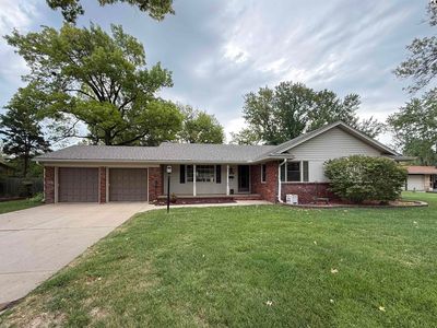 2608 Derenda Dr