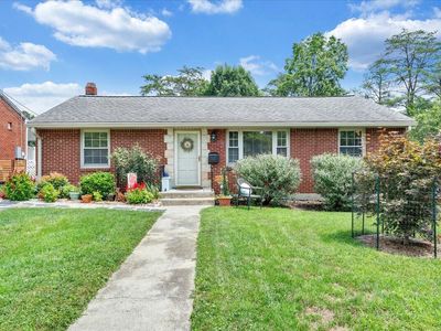 3238 Brandywine Ave