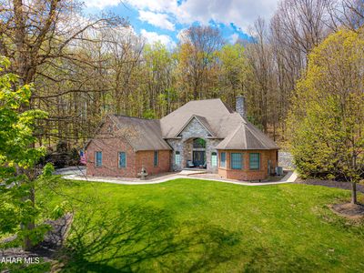 144 Lemic Dr