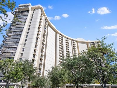 2480 Presidential Way APT 702