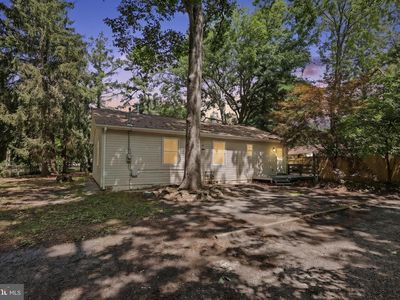 23 Gentian St