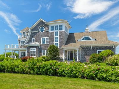 37 Coast Guard Ave