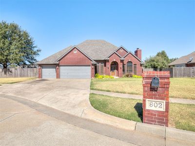802 Hampton Ct