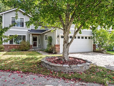 6127 Sycamore Lane NE