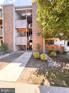 513 Ravens Crest Dr