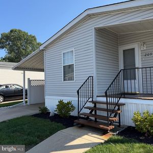 209 Sunnyside Ln
