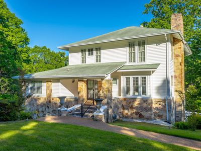 301 McFarland Rd