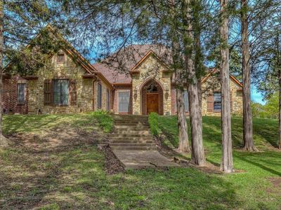 304 County Road 2311