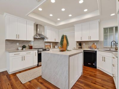 11557 Bear Valley Ct