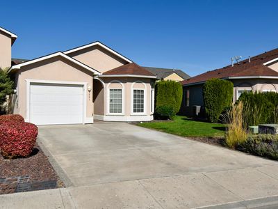 9801 Mia Ln