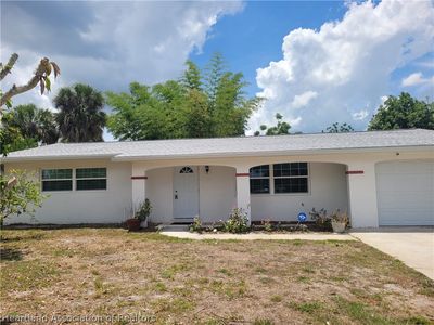 301 Maple Ave N