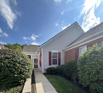 5891 Oak Path Ln