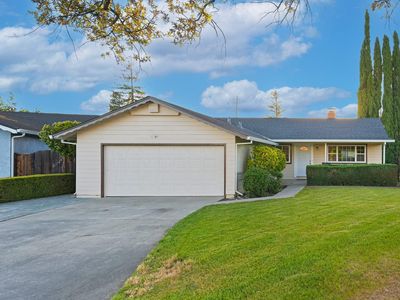 1307 Centennial Ct