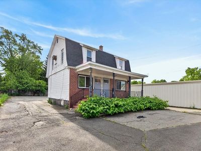 337 Parker St