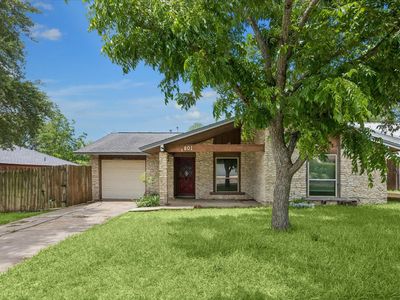 Property at 801 Huntingdon Pl, Austin, TX